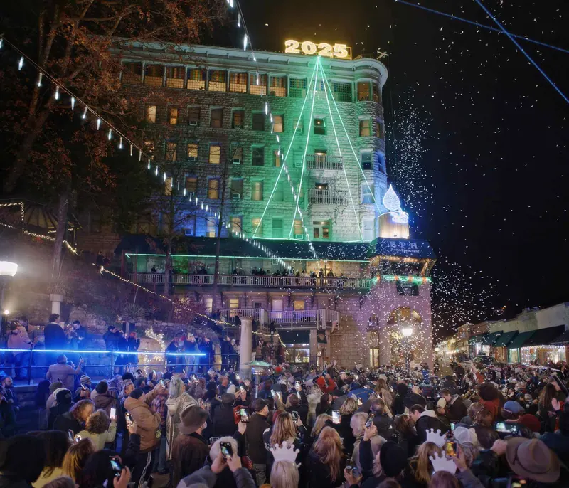 Eureka Springs Brings Back the Water Drop for New Year’s Eve