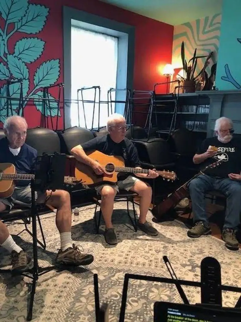 Fayetteville Folk School Hosts Free Music Lessons for Veterans